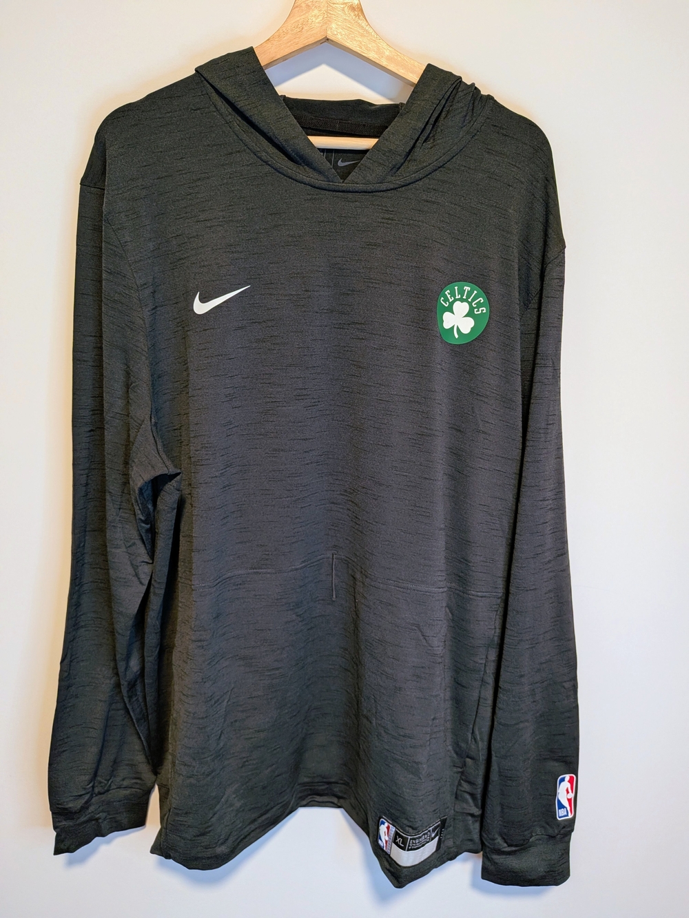 Nike Boston Celtics NBA Dri-FIT Pullover Hoodie XL NWOT